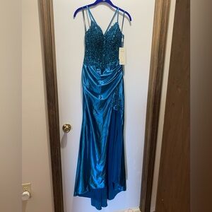 New with tags!! Stacees v neck sequin corset Satin Prom Dress in Ink Blue